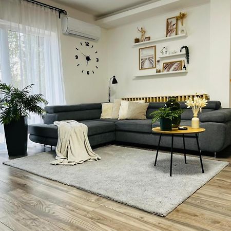 Gabi Apartman Gyenesdiás المظهر الخارجي الصورة
