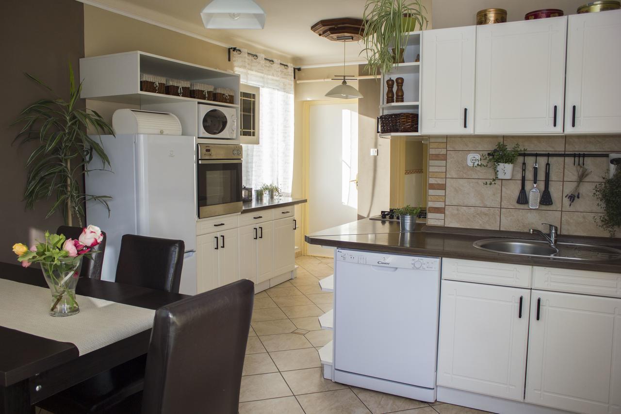 Gabi Apartman Gyenesdiás المظهر الخارجي الصورة